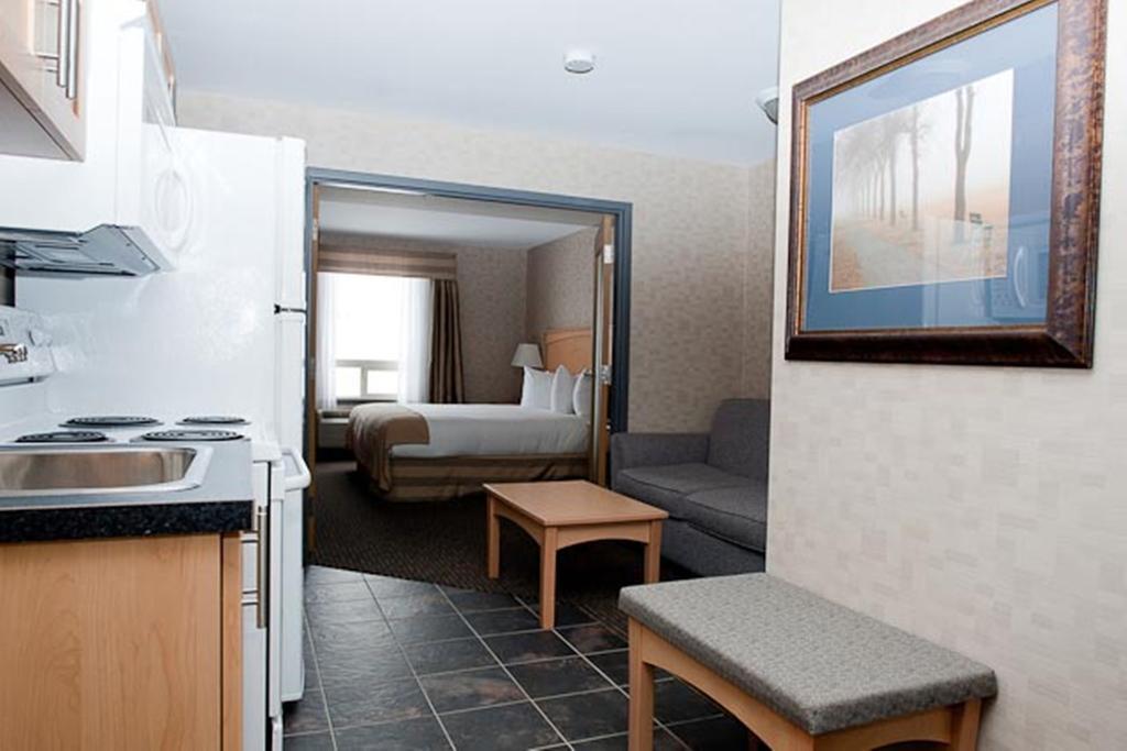 Paradise Inn And Suites Valleyview Екстер'єр фото